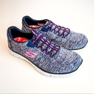 Sketchers memory-foam tennis shoes